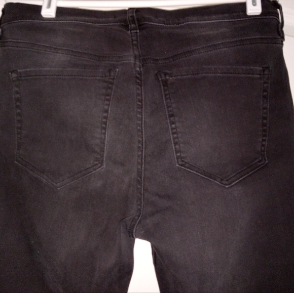 Free People Button fly cropped jeans women Sz 30 NWOT - Picture 7 of 9